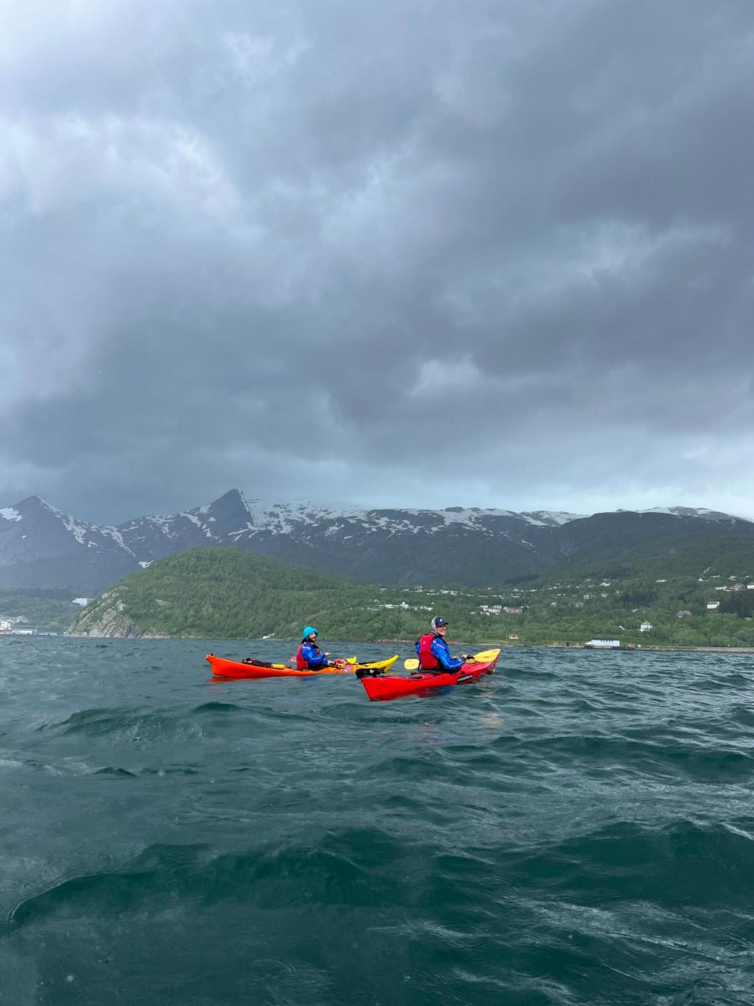 Gulbrakka Basecamp Hotell Glomfjord Exteriör bild